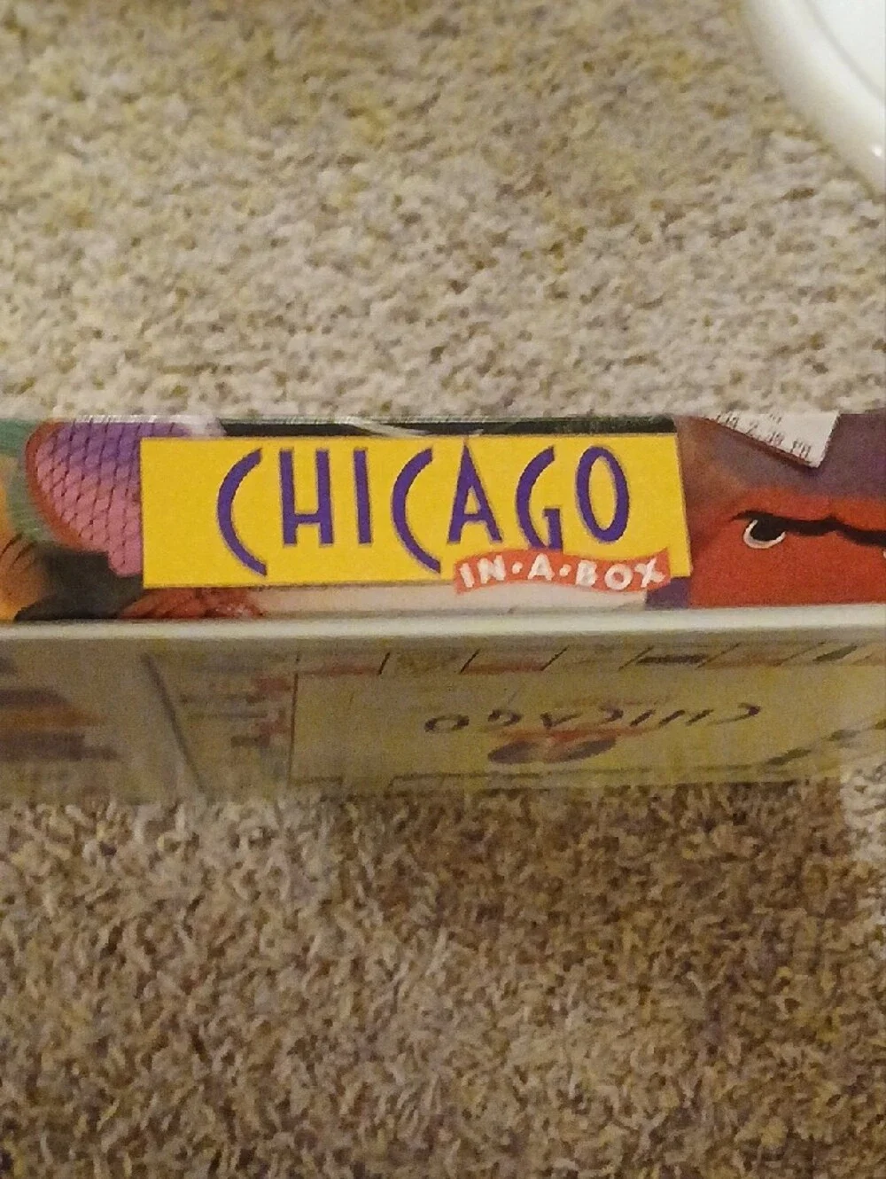 chic Chicago In-A-Box Game with Yellow Banner